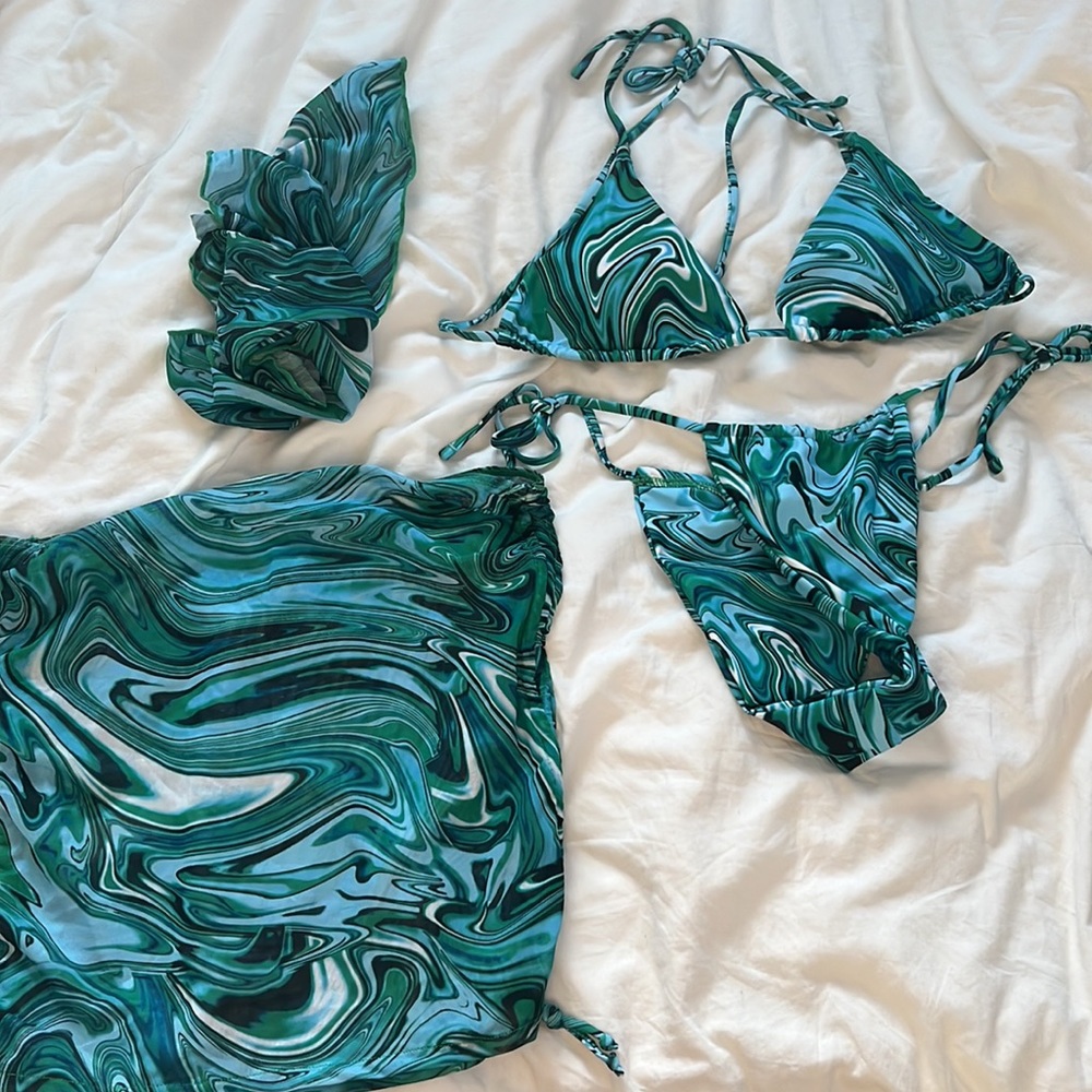 3 Shein bikinis size M